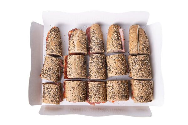 Safata de baguetines de llavors amb embotit variat