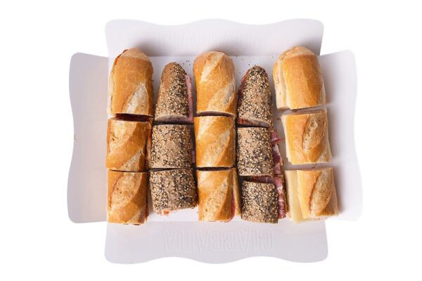 Safata de baguetines mixtes amb embotit variat